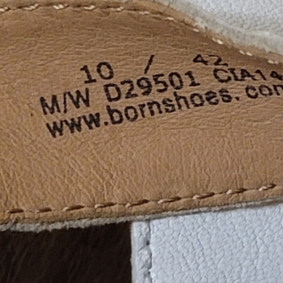 Born Sz 10 White Wedge Slingback 3 inch Heel - Picture 4 of 8